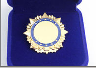 Odznaka typu Niestandardowe grawerowane medale Cynk / cyna materiał stopowy dla służby wojskowej