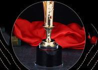 Crystal Globe Hollowing Out Custom Trophy Awards Polerująca powierzchnia z pudełkiem prezentowym