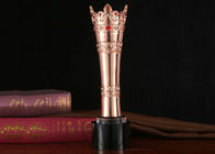 Puchar Fantasy Metal Trophy Z Luksusowymi Rubinami Złoty / Srebrny / Brązowy Kolor Opcjonalny