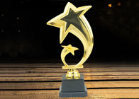 Niestandardowe logo Trophy z tworzywa sztucznego w kształcie gwiazdy z trzema rozmiarami opcjonalnymi